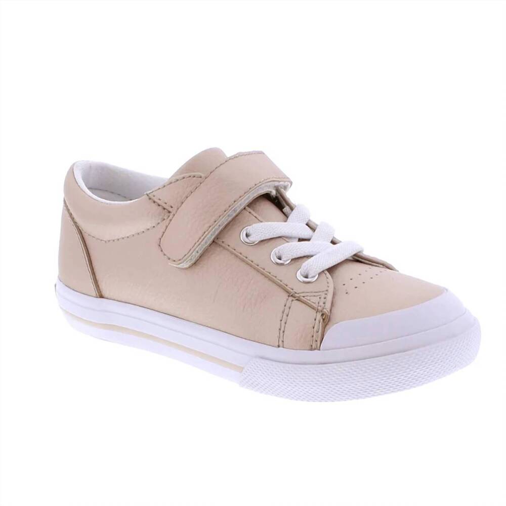 NEW FOOTMATES girls reese sneaker in rose gold leather